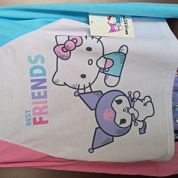 NWT. Hello Kitty Kids Pajama Set - Pink, Blue, and Purple Size 6/6x - Picture 2 of 7